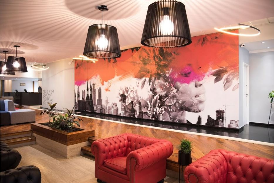 Lobby y sala de estar de Suipacha Suites en Retiro, Buenos Aires